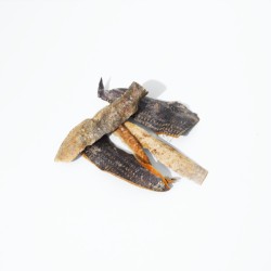 Chips de peau de thon séchée